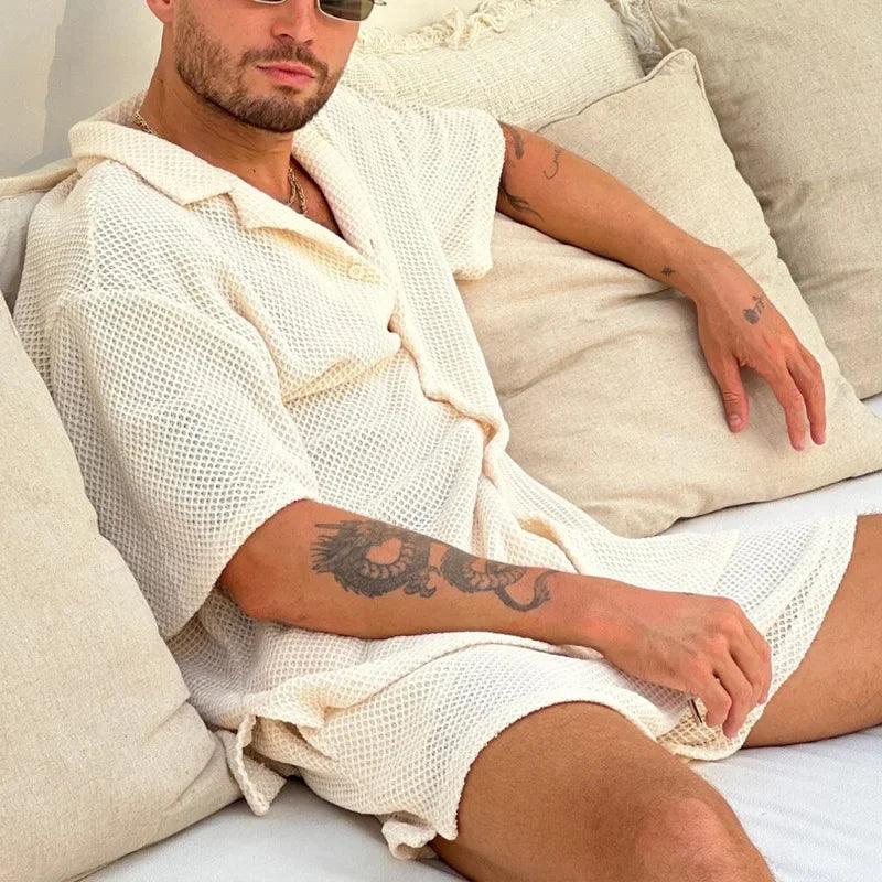 Beach Style Atmungsaktives Strick Herren Set – Perfekte Sommermode mit Kurzarm Strickshirt und Shorts für Männer!